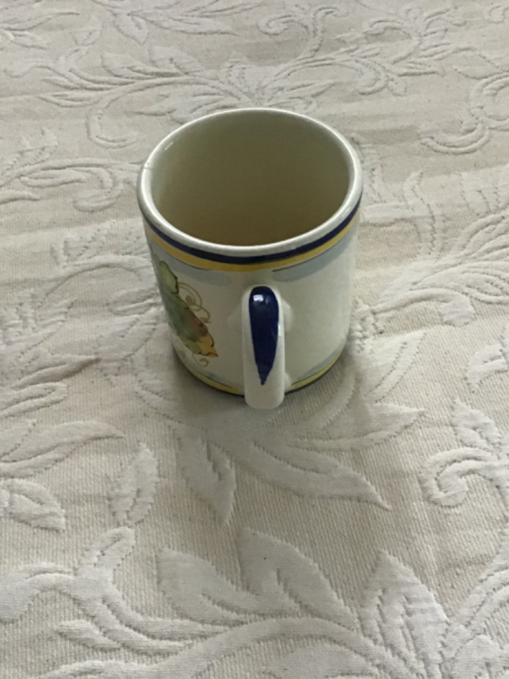 Italian pottery hand painted mug - Grapes - Picture 5 of 7